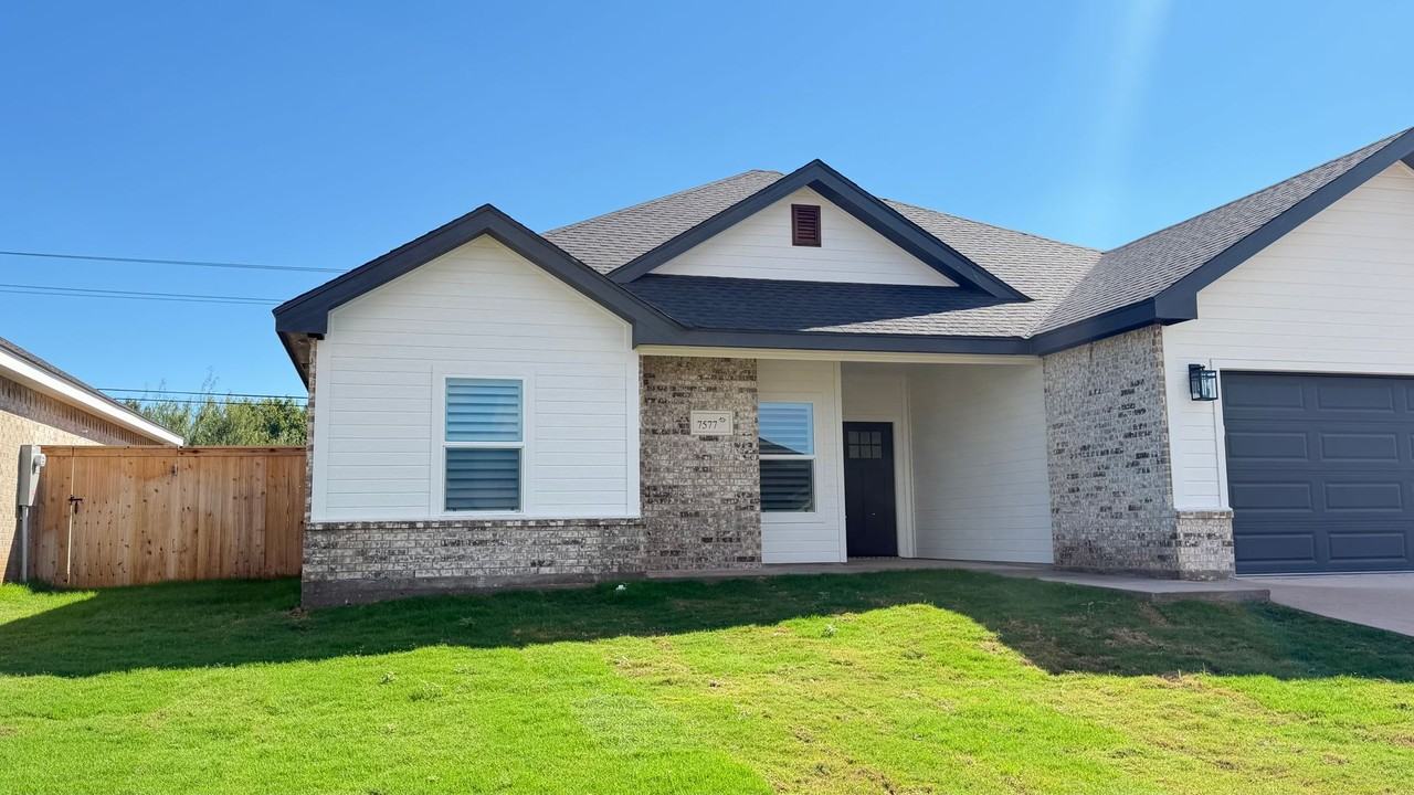 7577 Wildflower Way - Photo 3 of 50