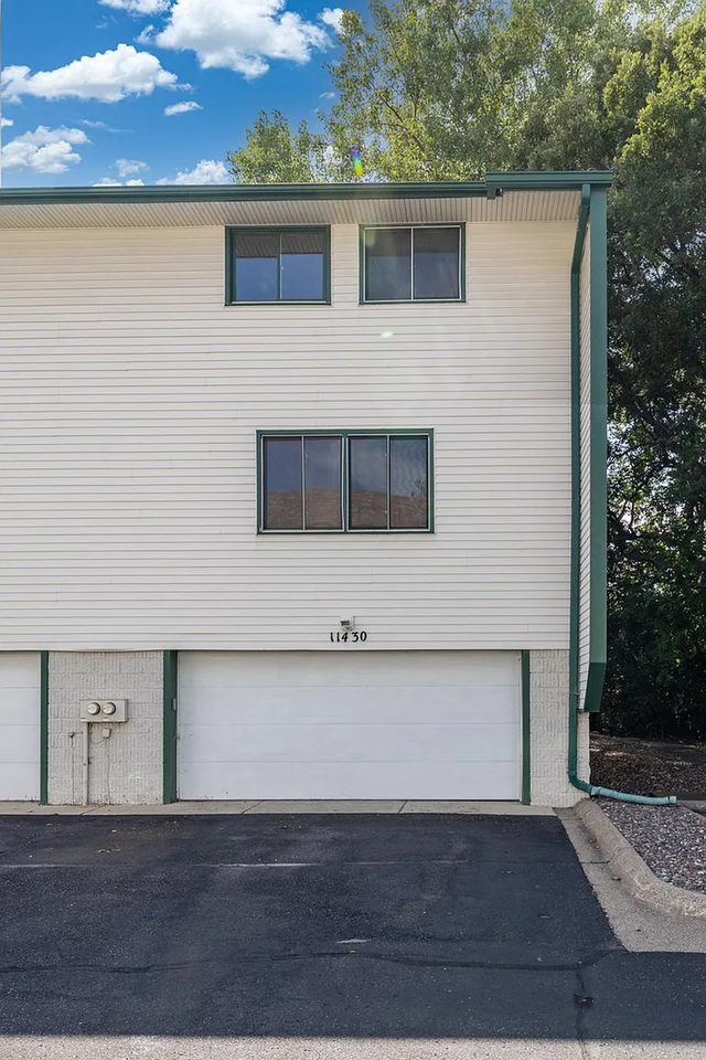 11430 Jay St Nw - Photo 3 of 17