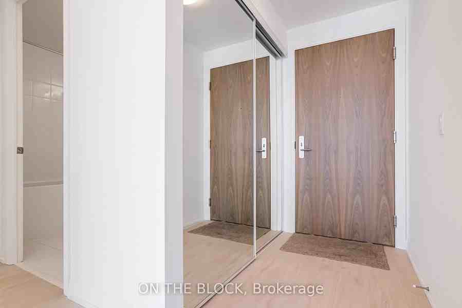 27 Korda Gate #1207 - Photo 6 of 23