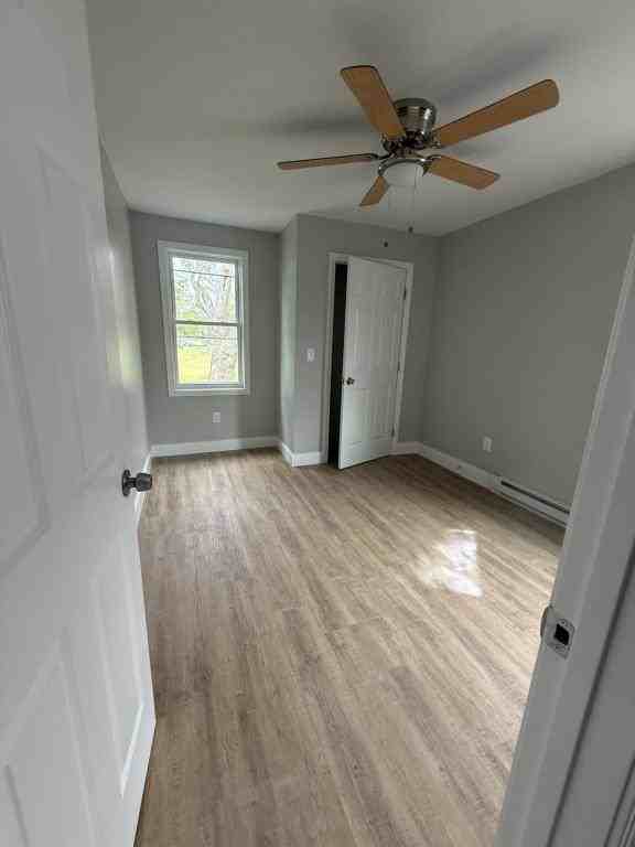 212 Robeson St - Photo 3 of 5