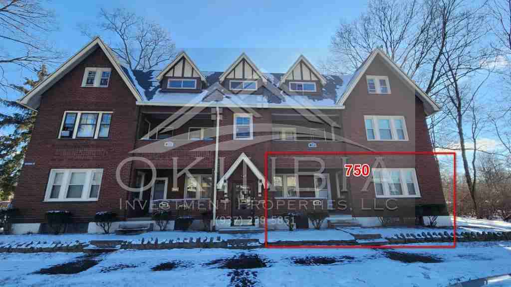 750 Superior Ave