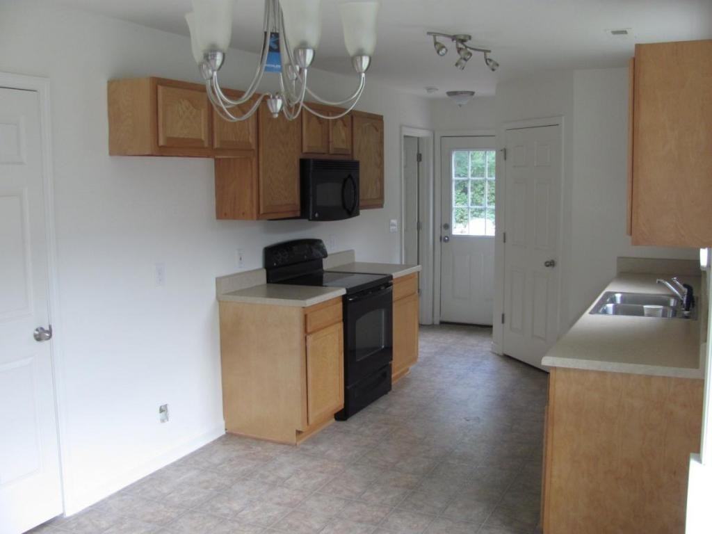119 Motor Rd