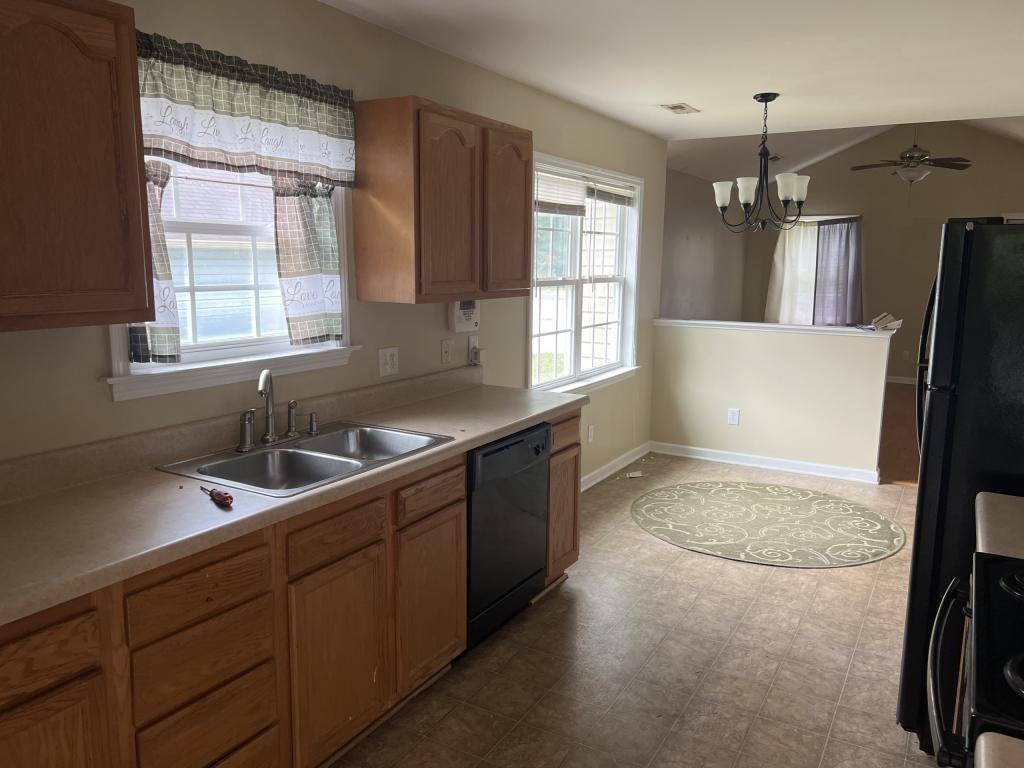 119 Motor Rd - Photo 2 of 10