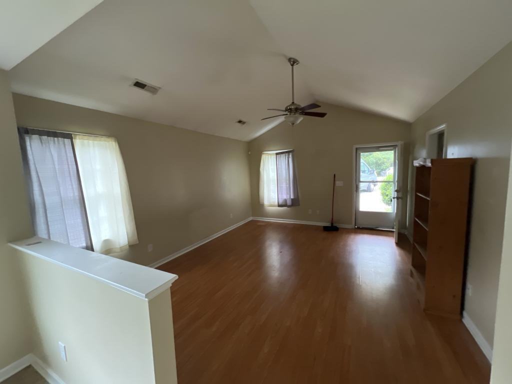119 Motor Rd - Photo 4 of 10