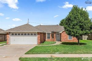 featured image of 5537 Lucky Ln