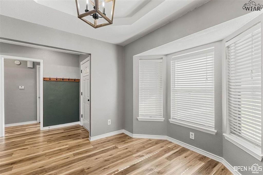 5537 Lucky Ln - Photo 7 of 30