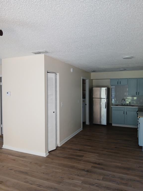10948 Sw 18th Ter Apt A - Photo 2 of 18