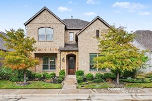 featured image of 12746 Royal Oaks Ln