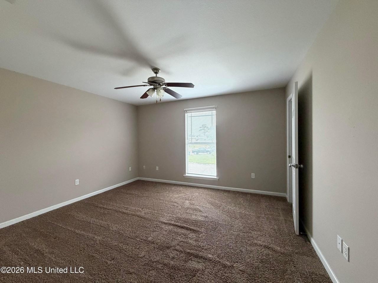Tracewood Dr - Photo 5 of 9