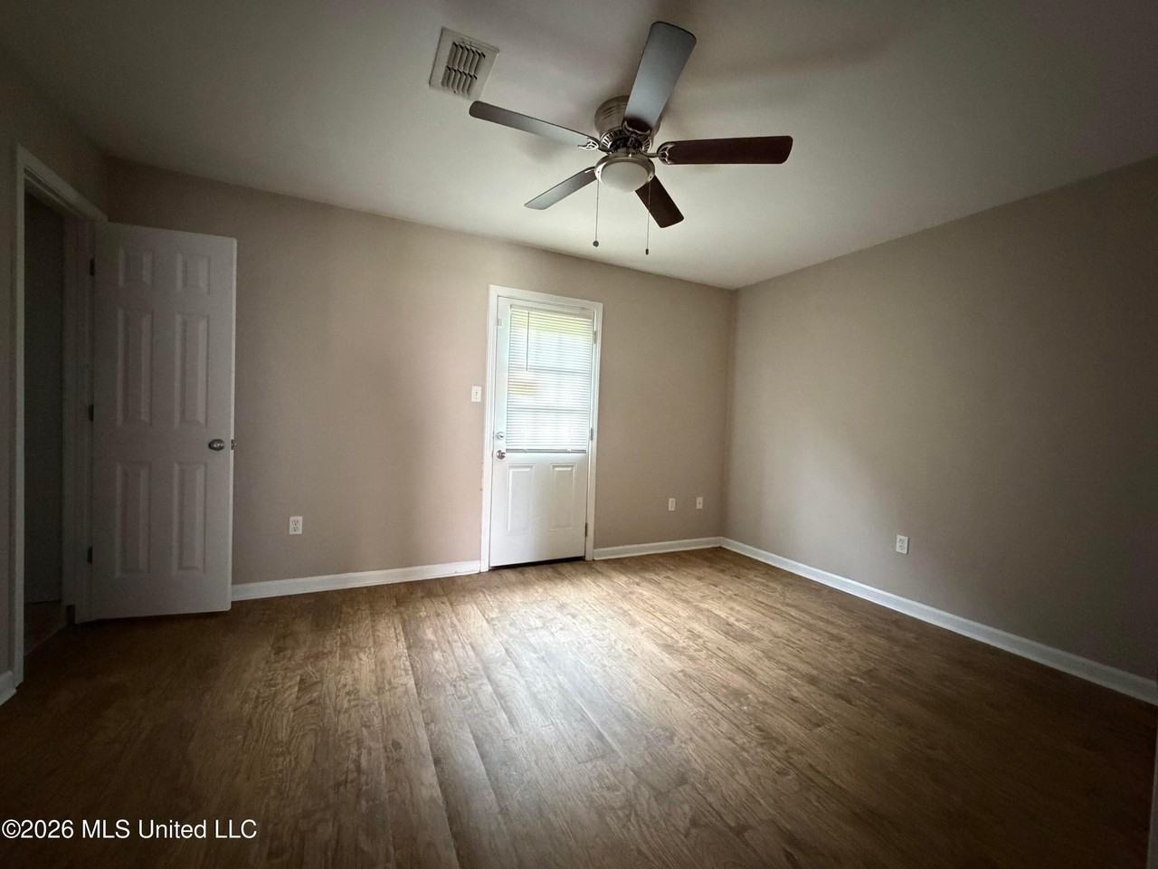Tracewood Dr - Photo 7 of 9