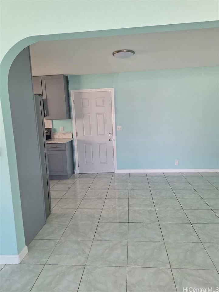 1649 Kalauipo St - Photo 5 of 21