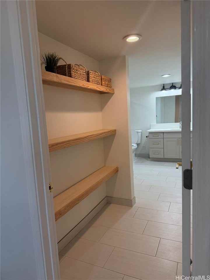 2408 Makanani Dr #A - Photo 4 of 15