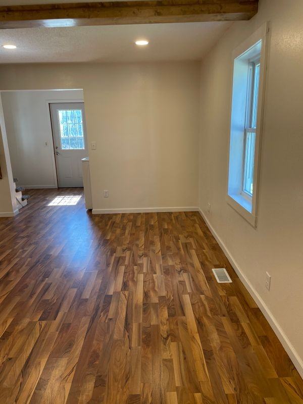 920 10th St N - Photo 3 of 28