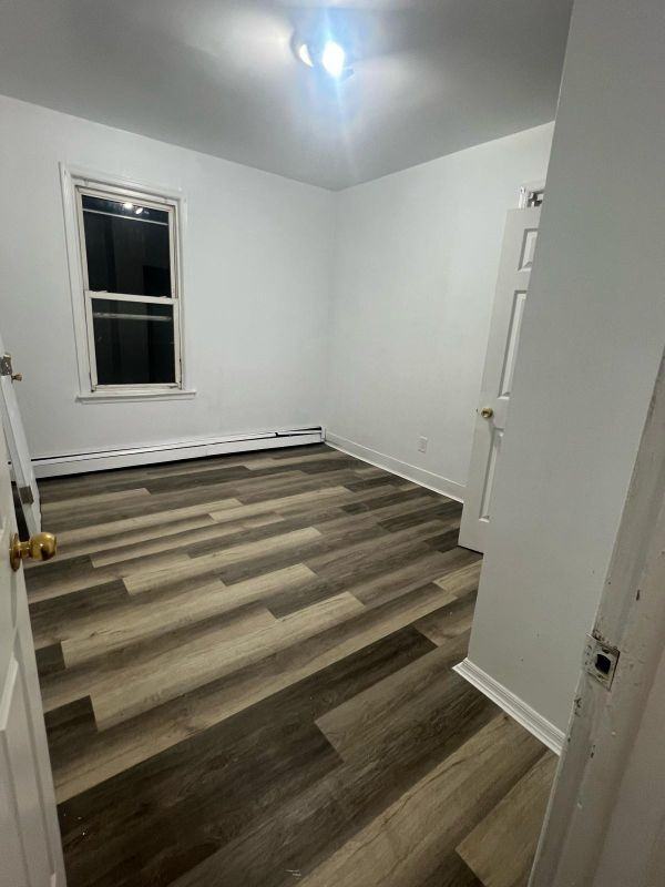 214 Grant Ave - Photo 7 of 11