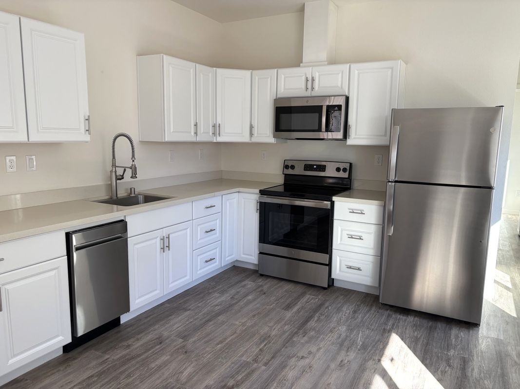 5452 Gallier Loop ##Adu