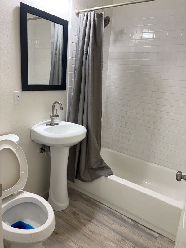 5452 Gallier Loop ##Adu - Photo 3 of 4
