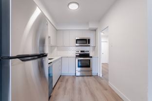 model - 406 Crepeau - Photo 1 of 1