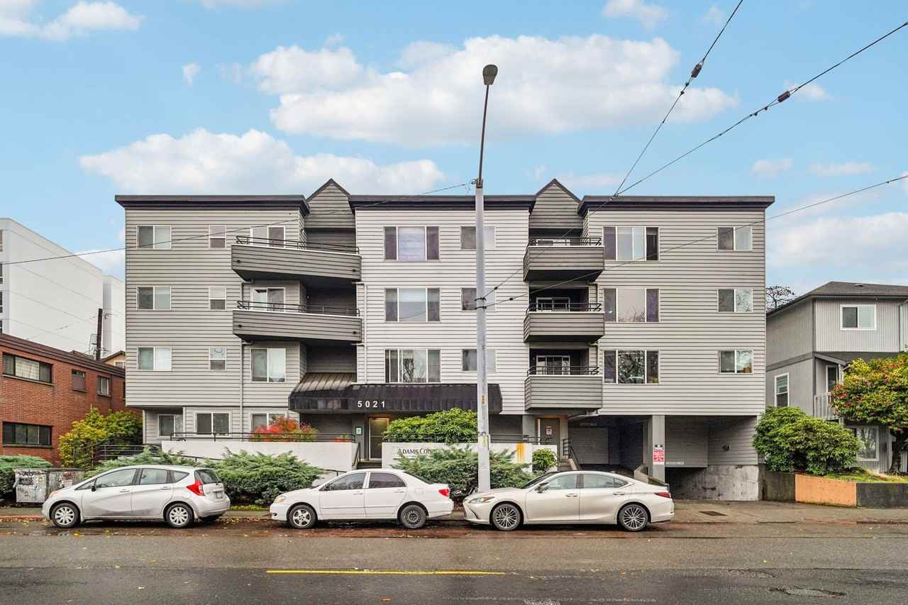 Adams Court Apartments - Photo 4 of 15