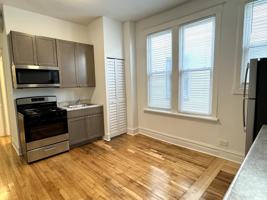 featured image of 4058 W Hirsch St #2