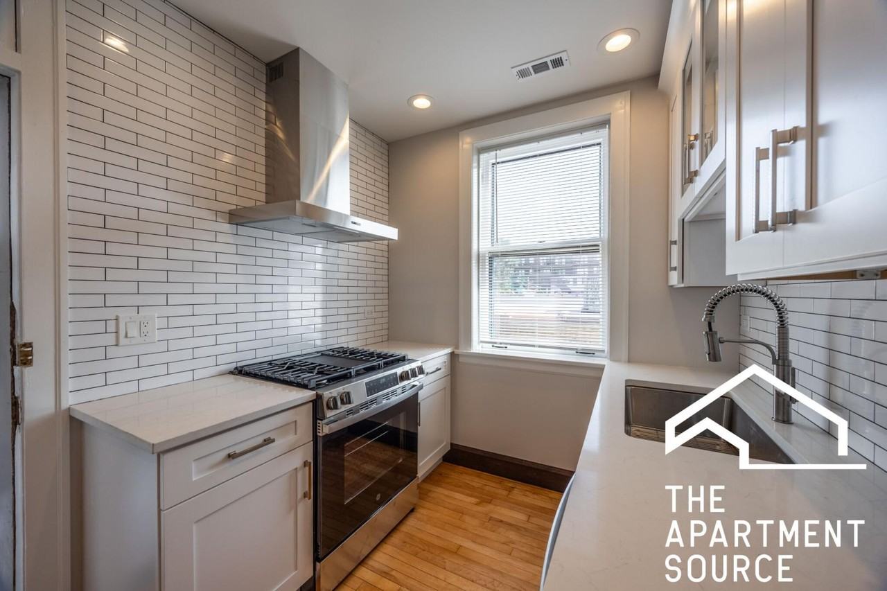 6411 N Talman Ave #301 - Photo 4 of 12