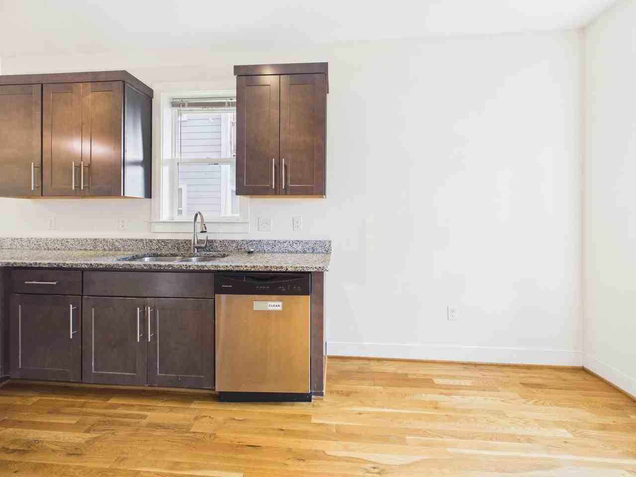 1322 Mcdonough St #A - Photo 6 of 41