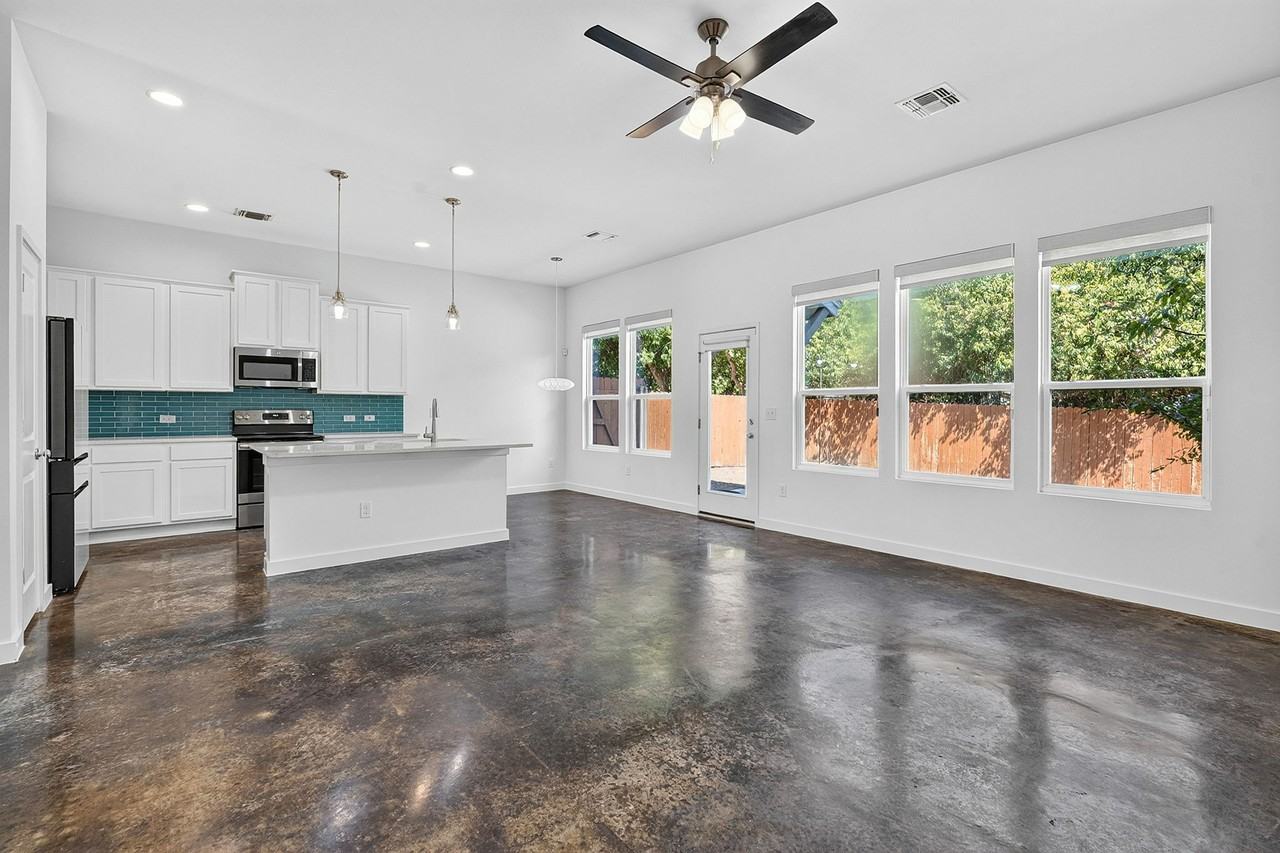 1404 Limelight Ln - Photo 3 of 28
