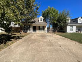 2407 W Ash St - Photo 1 of 1