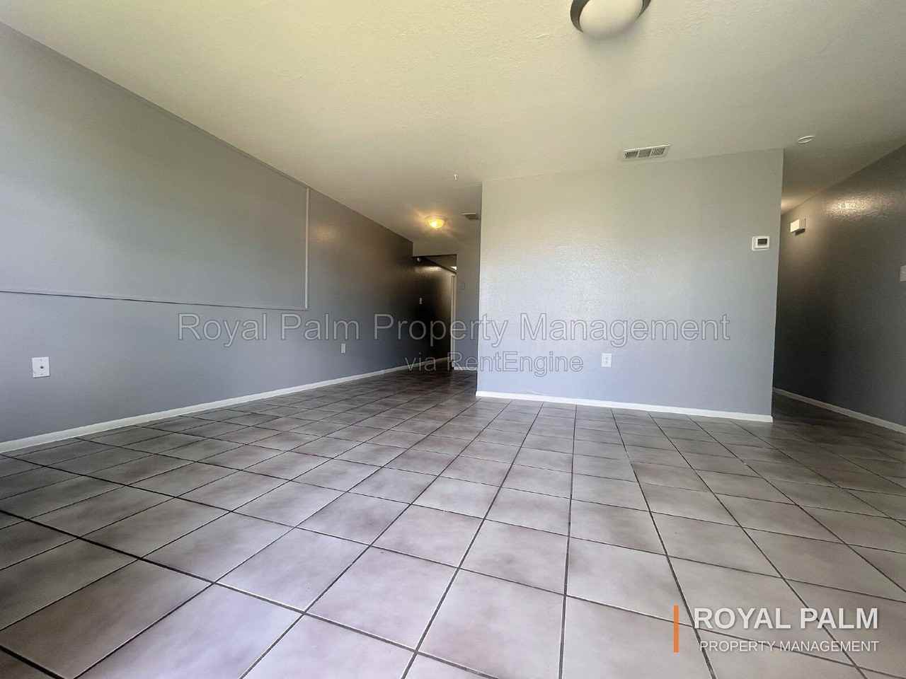 6617 Warwick Cir - Photo 2 of 36