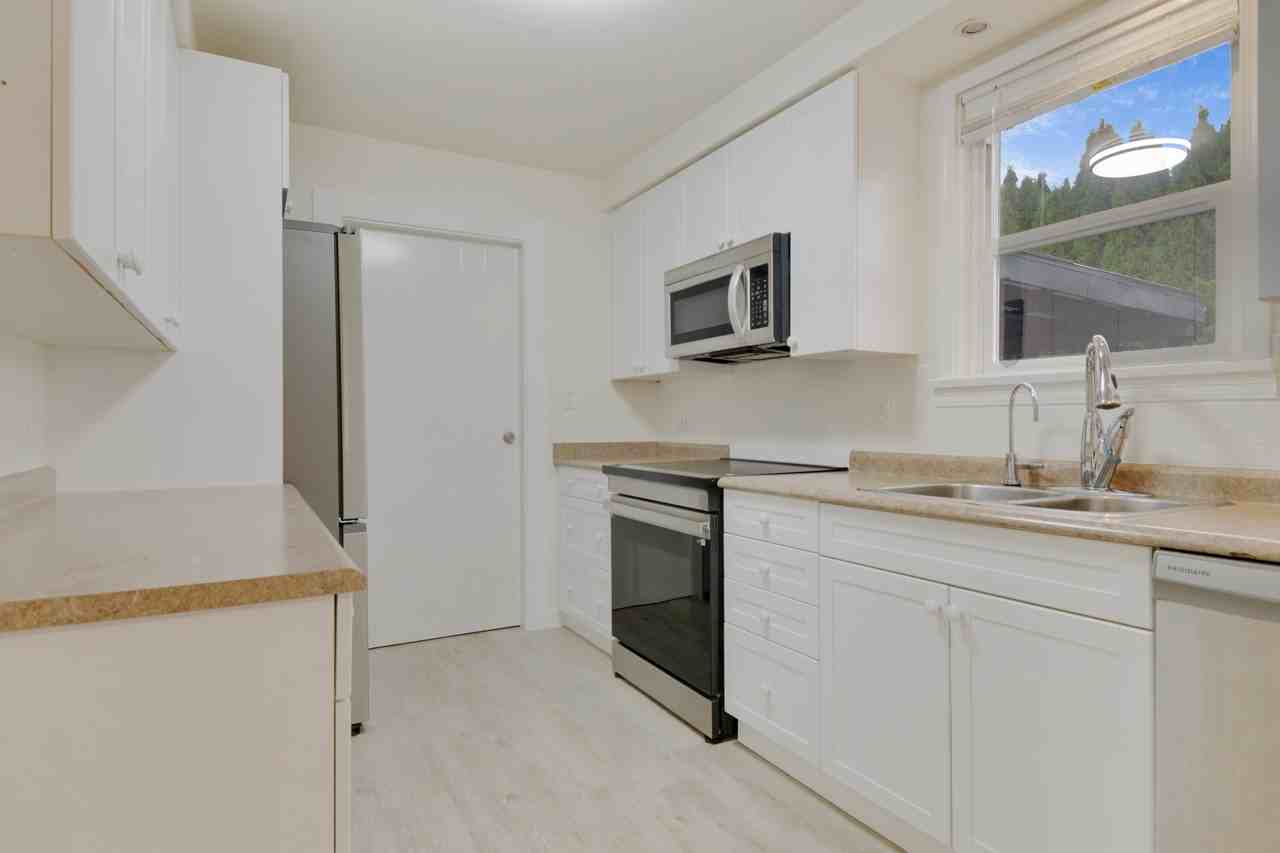 46515 Portage Ave - Photo 7 of 25