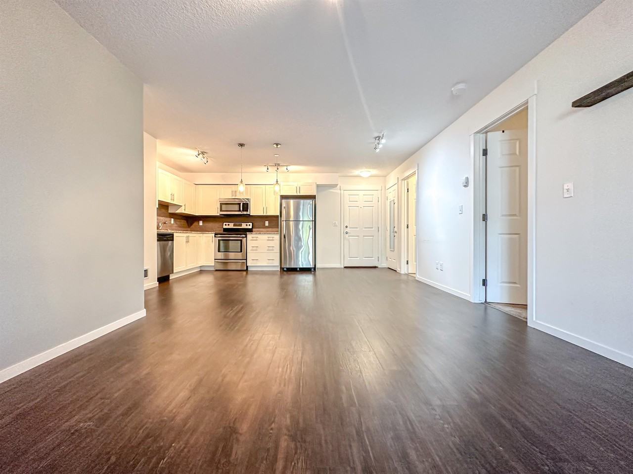 99 Copperstone Pk Se - Photo 4 of 20