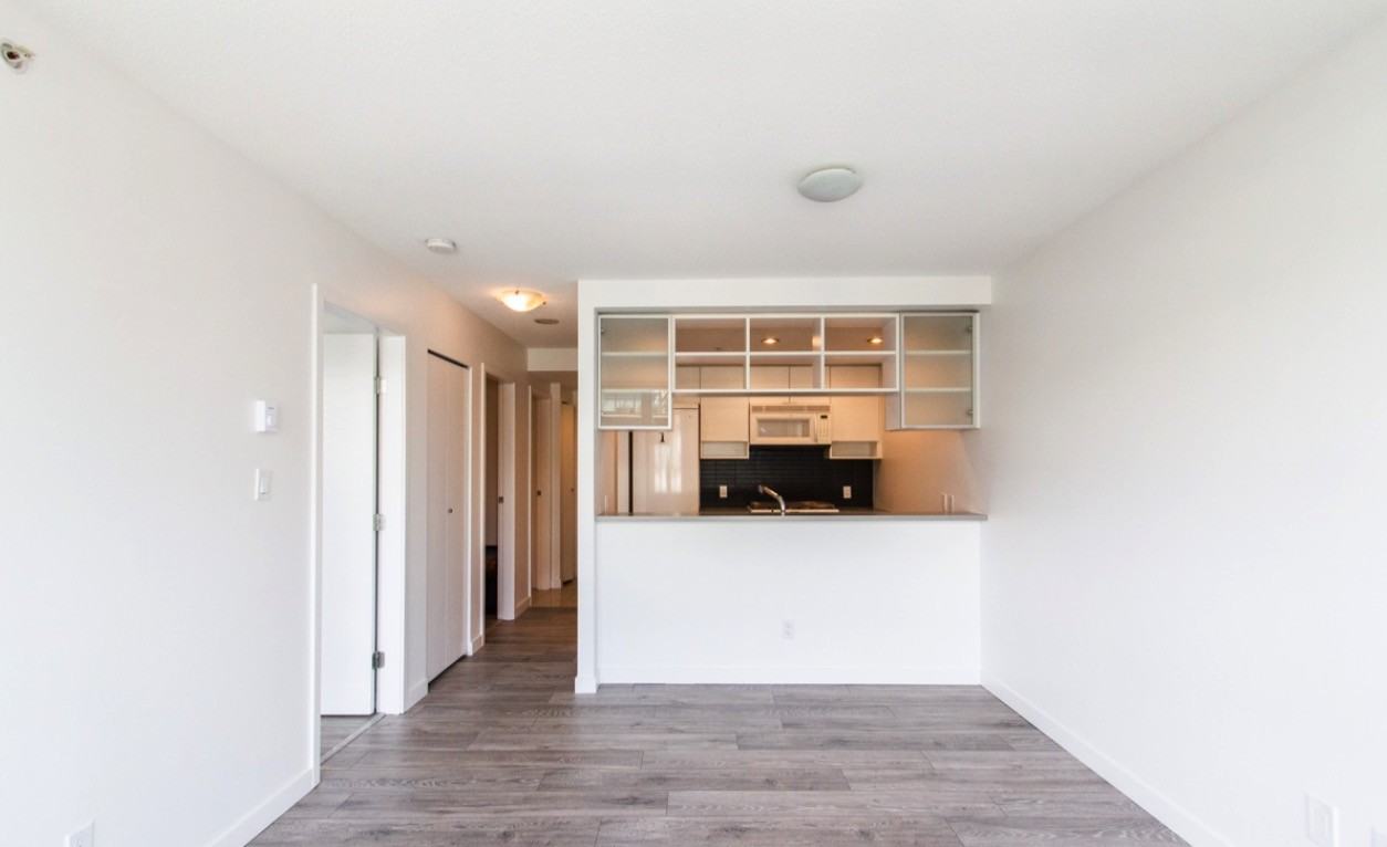 928 Beatty St - Photo 4 of 23
