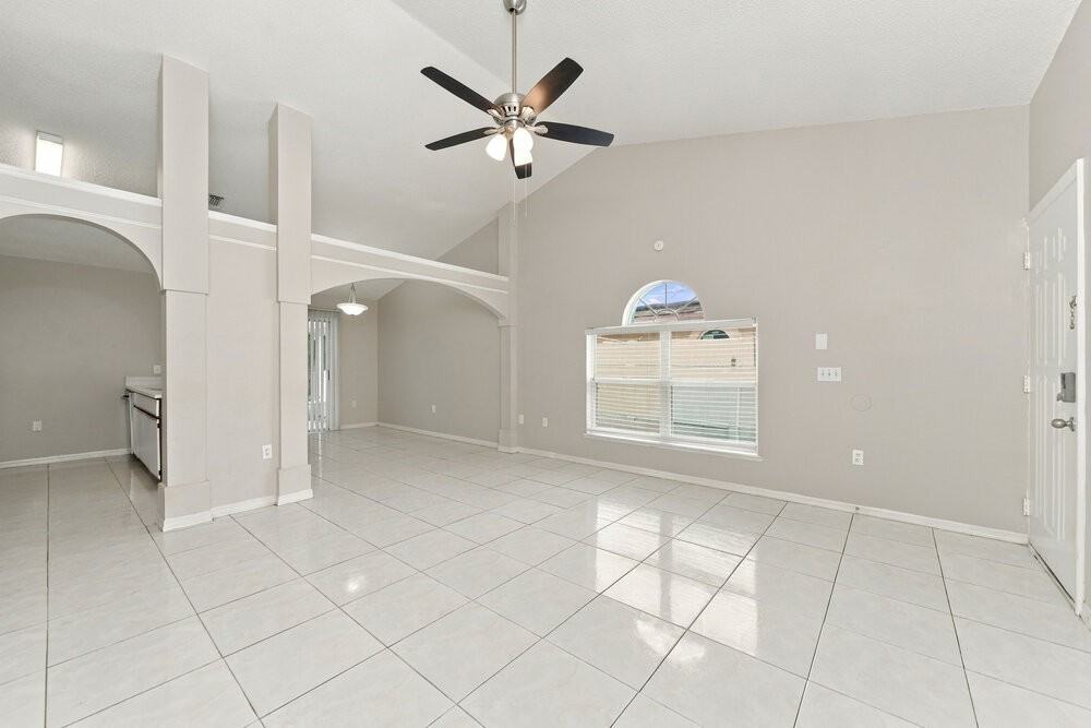 7612 Fort Sumter Dr - Photo 4 of 16