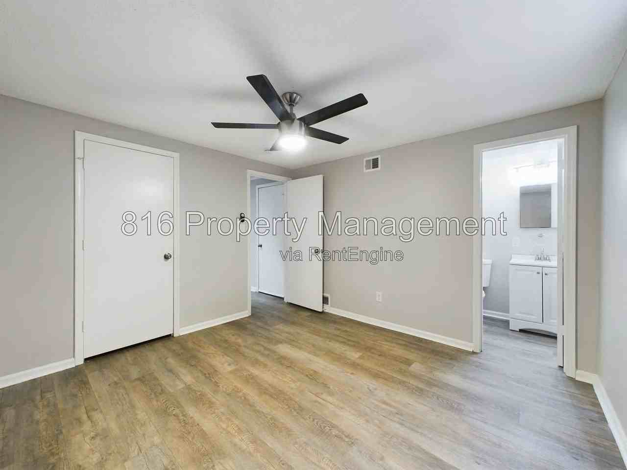 6 Hawthorne Pl - Photo 4 of 18
