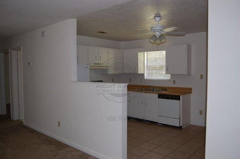 3737 Maria Cir - Photo 4 of 7