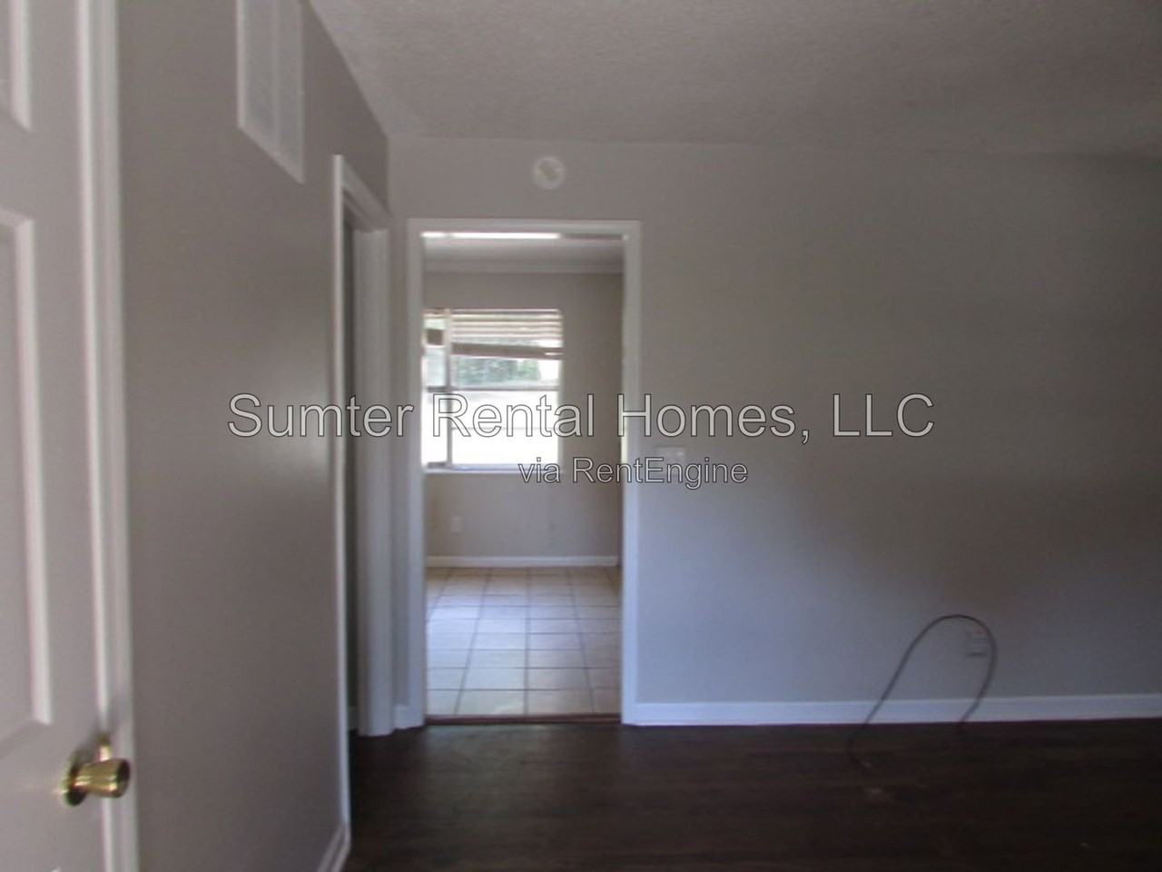 2444 Derwent Dr - Photo 2 of 10
