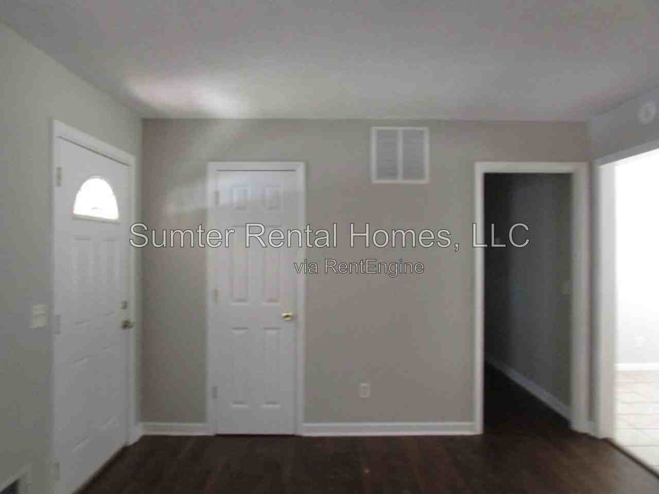 2444 Derwent Dr - Photo 3 of 10