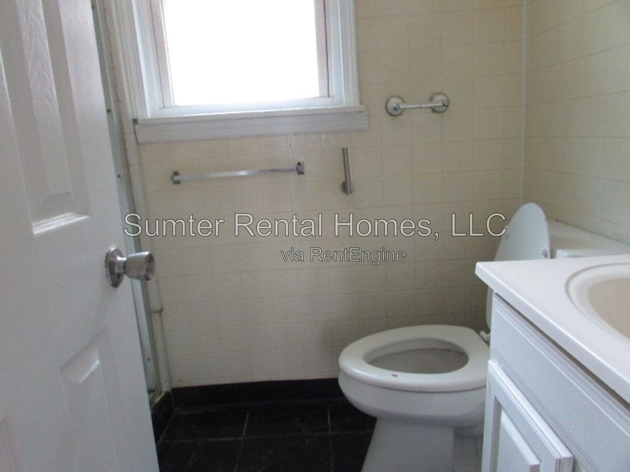 307 1/2 Manning Ave - Photo 6 of 12