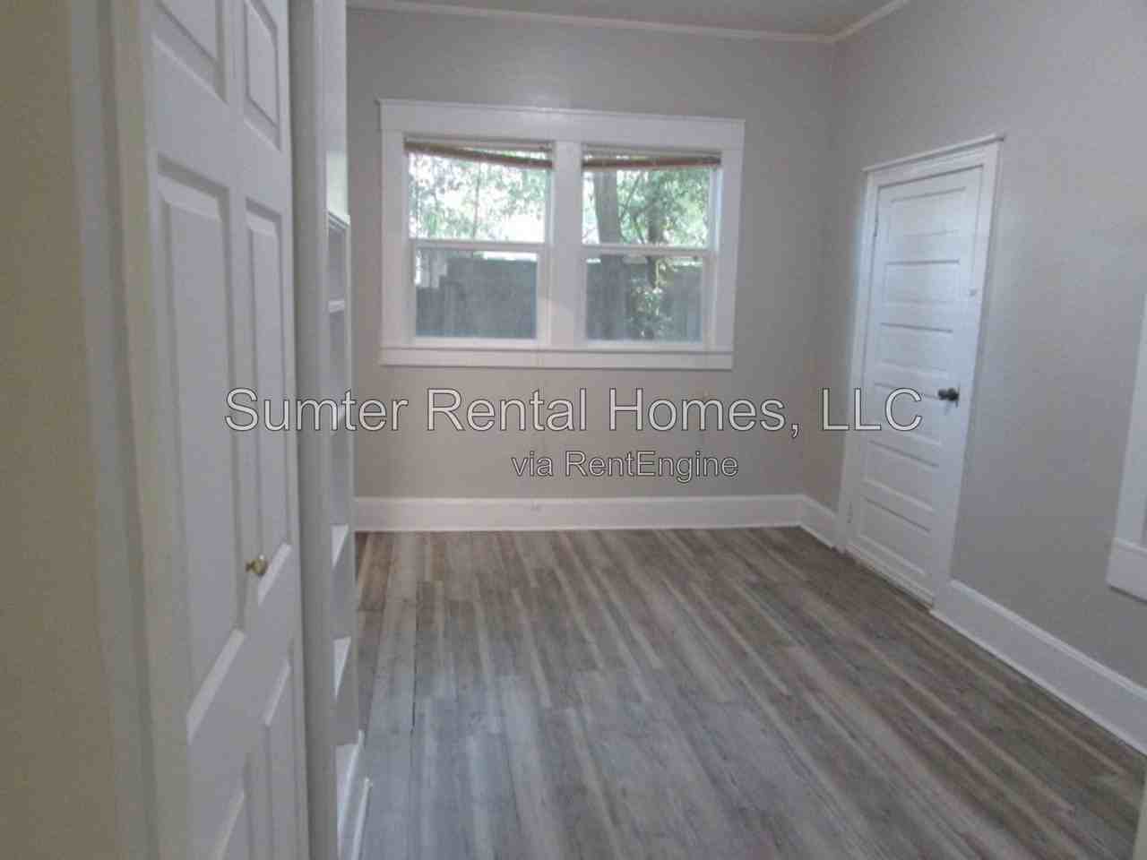 7 Morgan Ave #B - Photo 7 of 12