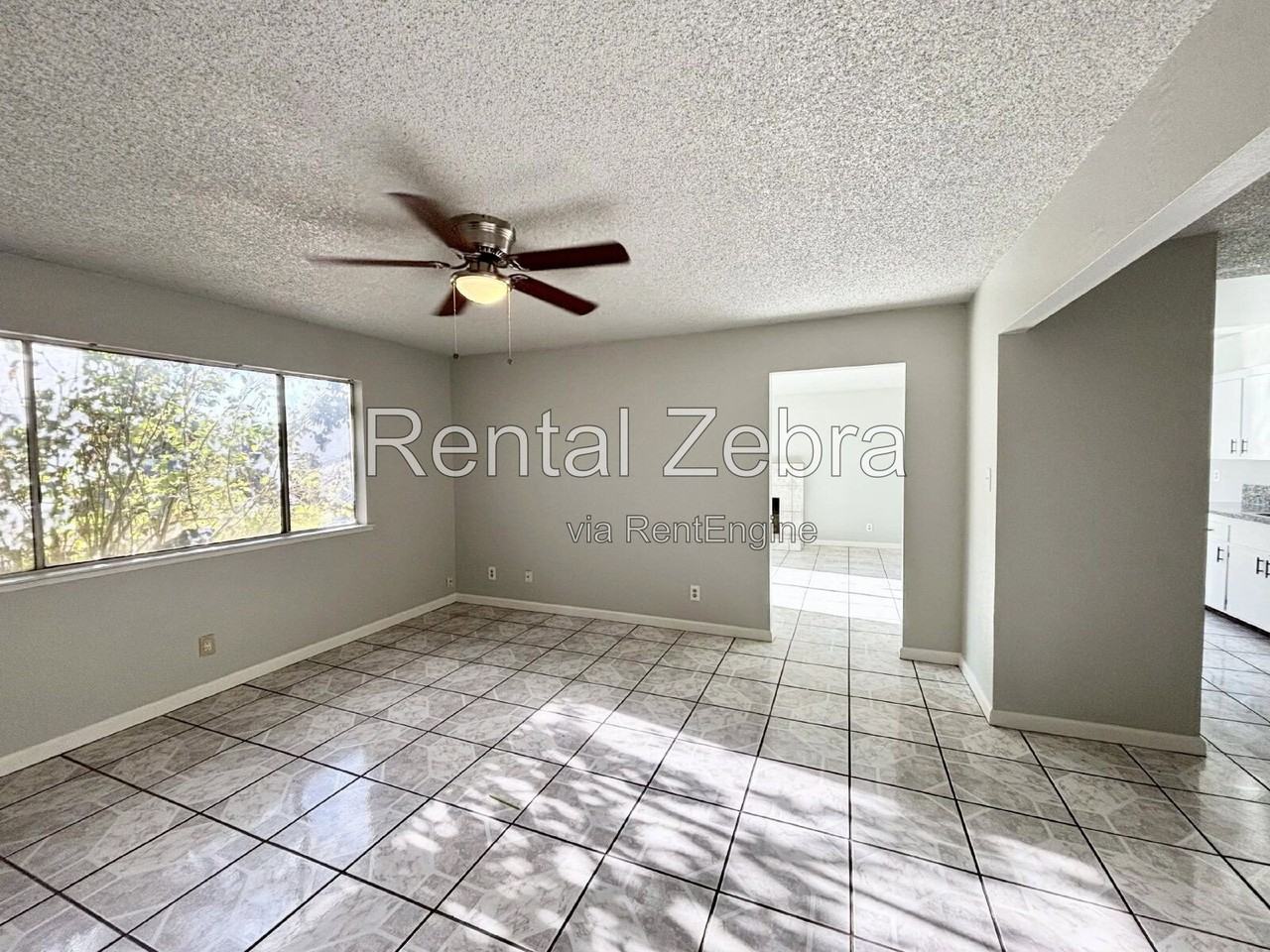 3282 Phoenix Way - Photo 2 of 11