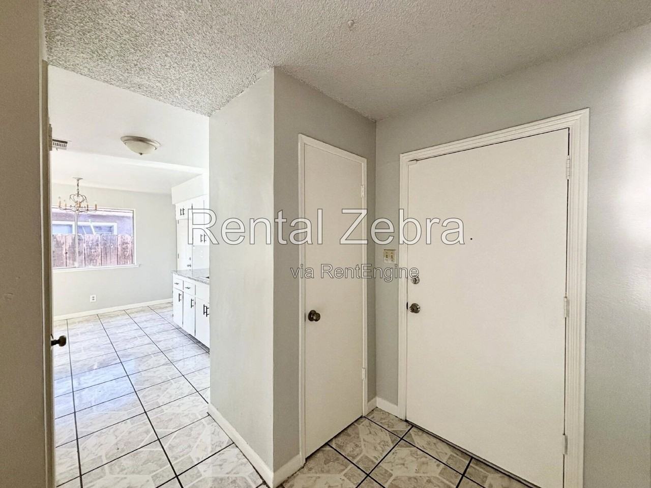 3282 Phoenix Way - Photo 3 of 11