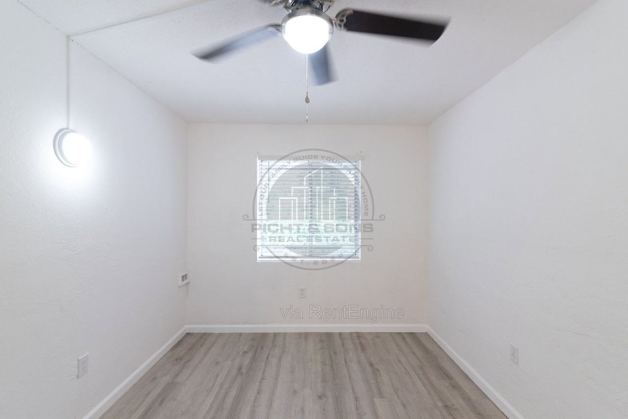 2765 W Tharpe St #209 - Photo 6 of 23