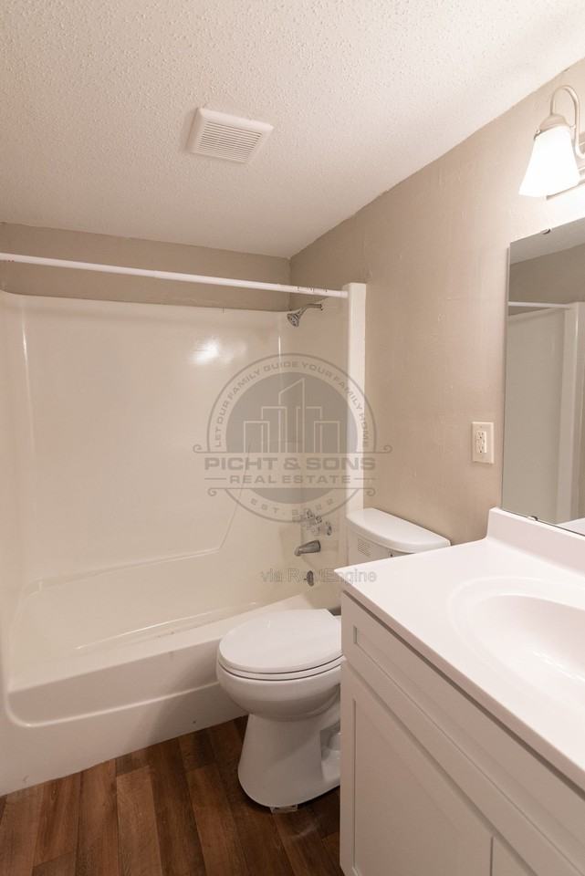 2765 W Tharpe St #112 - Photo 7 of 26