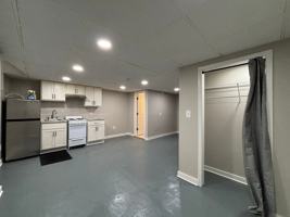 featured image of 962 Monroe Ave