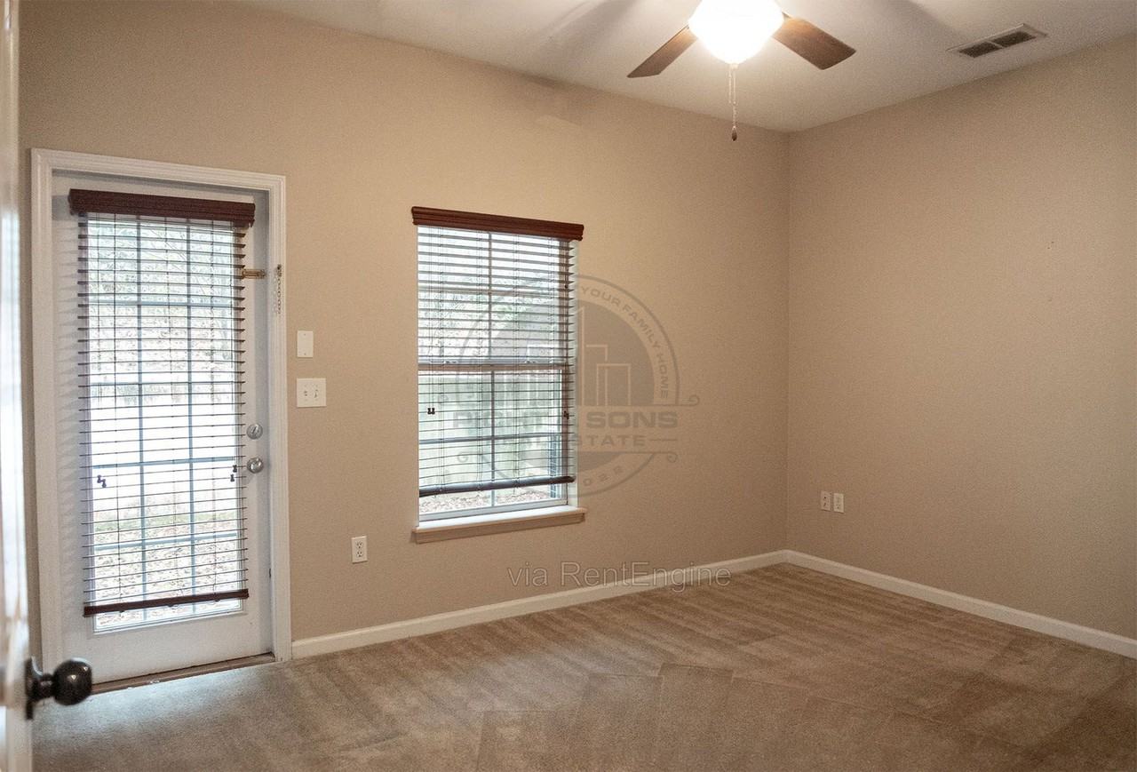 2176 Del Carmel Way #2176 - Photo 7 of 16