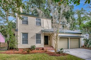 featured image of 104 Weatherbark Cir