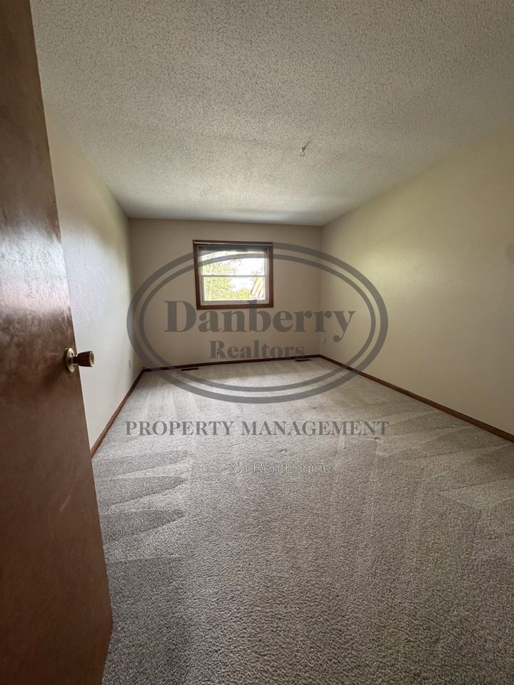 5691 Moline Martin Rd #5693 - Photo 6 of 9