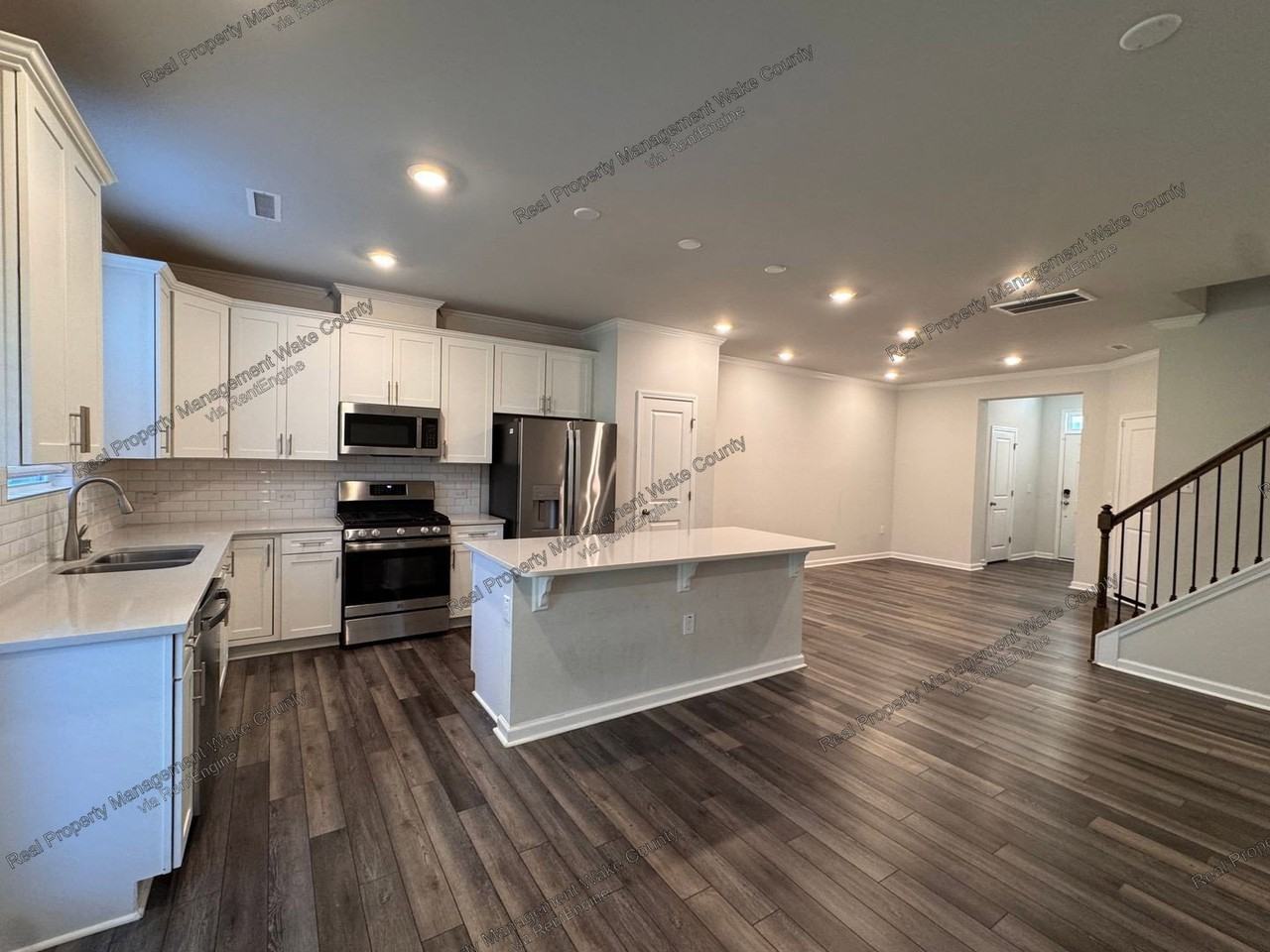 528 Hazy Hills Ln - Photo 3 of 24