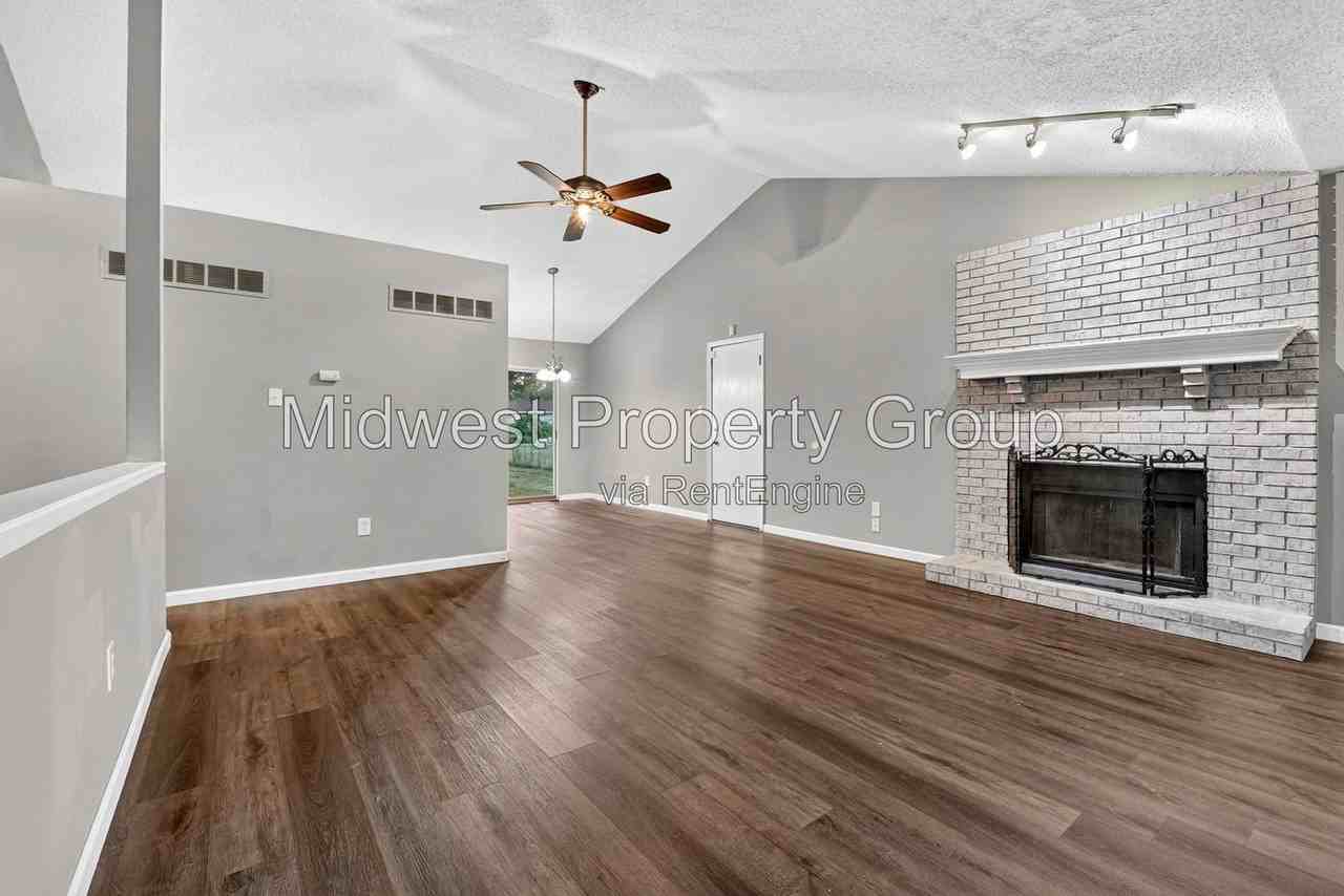 2732 Freemantle Dr