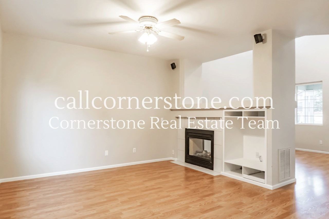 7055 Mcewan St - Photo 5 of 31