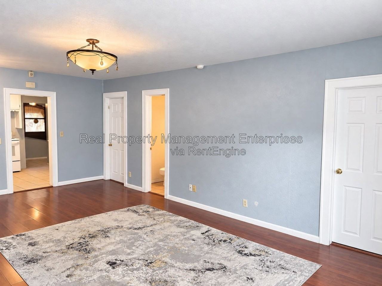 506 E Springer Ave - Photo 7 of 24